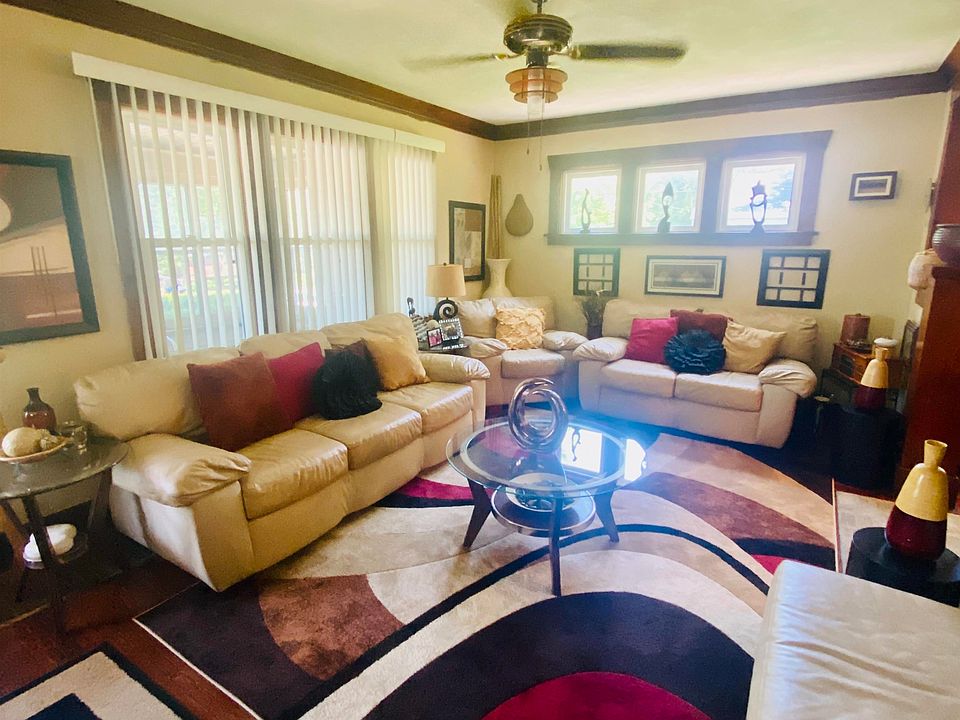 2120 School St, Rockford, IL 61101 Zillow