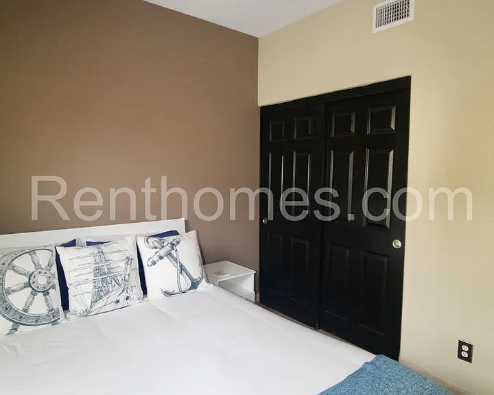 2802 Piantino Cir — Photo 16