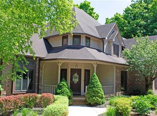 1093 Timber Climb Dr, Avon, IN 46123