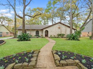 1215 Pear Tree Ln, Houston, TX 77073