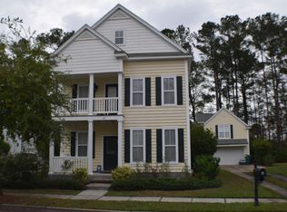 27 Woods Bay Rd, Bluffton, SC 29910