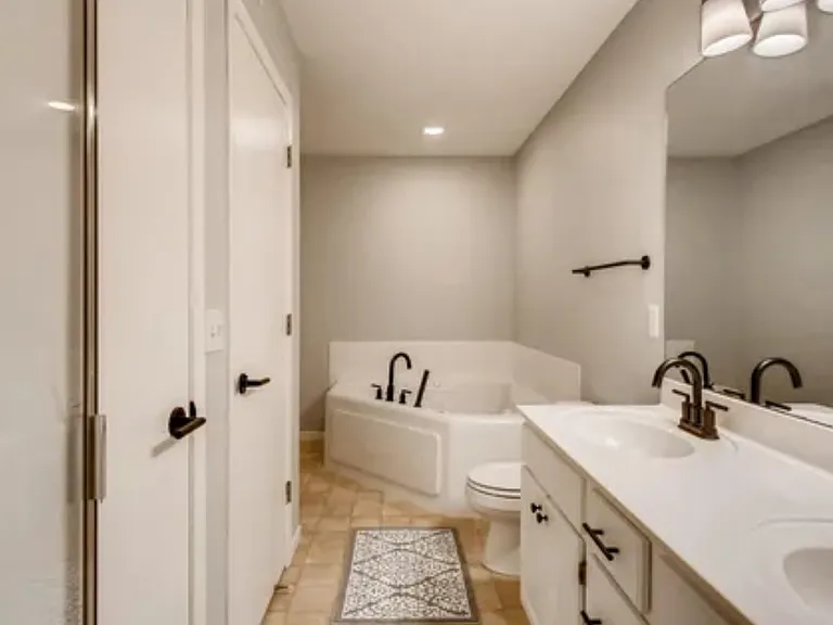 640 Knights Bridge Rd #640 — Photo 10