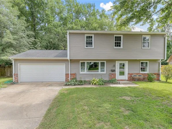 2101 Swallow Ln, Virginia Beach, VA 23454