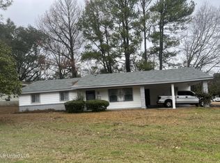 2910 Robinson St, Jackson, MS 39209