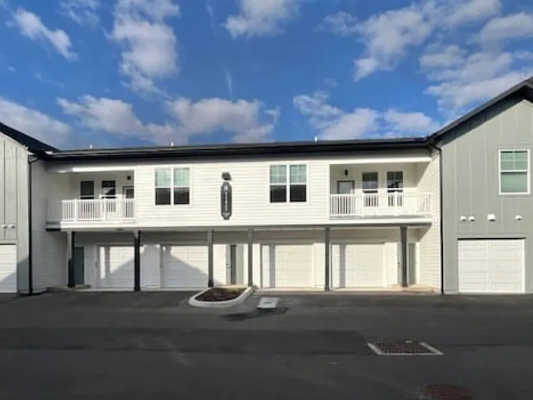 11279 Old Pasco Rd — Photo 4