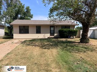 2465 Jenkee Dr, Florissant, MO 63031