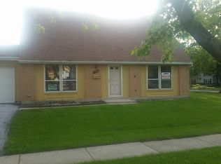 17520 Central Park Ave, Cntry Clb Hls, IL