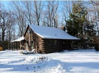 385 South Ln, Granville, MA 01034