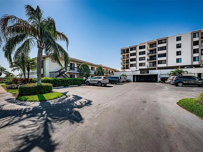 6295 Bahia Del Mar Cir #405 — Photo 1