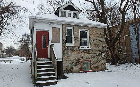 3rd image of 6349 S Carpenter St