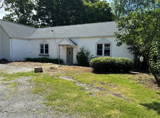 120 Eastern Ave, Coraopolis, PA
