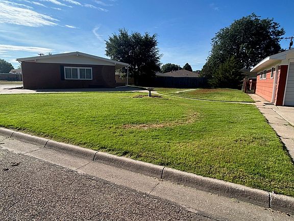 5th image of 704 Arcade Ave