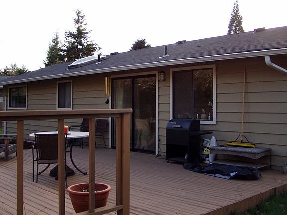 3rd image of 7340 122nd Ave NE