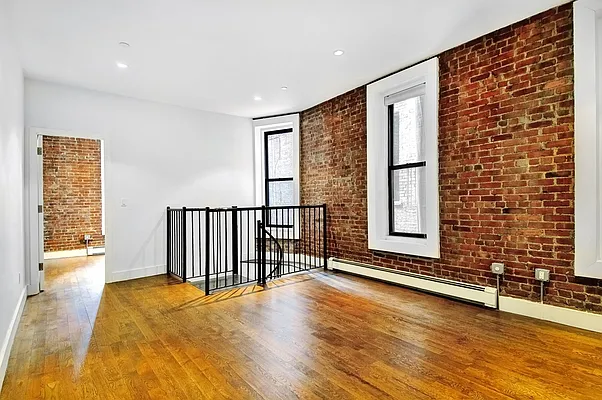 Rented by Nest Seekers International | media 4