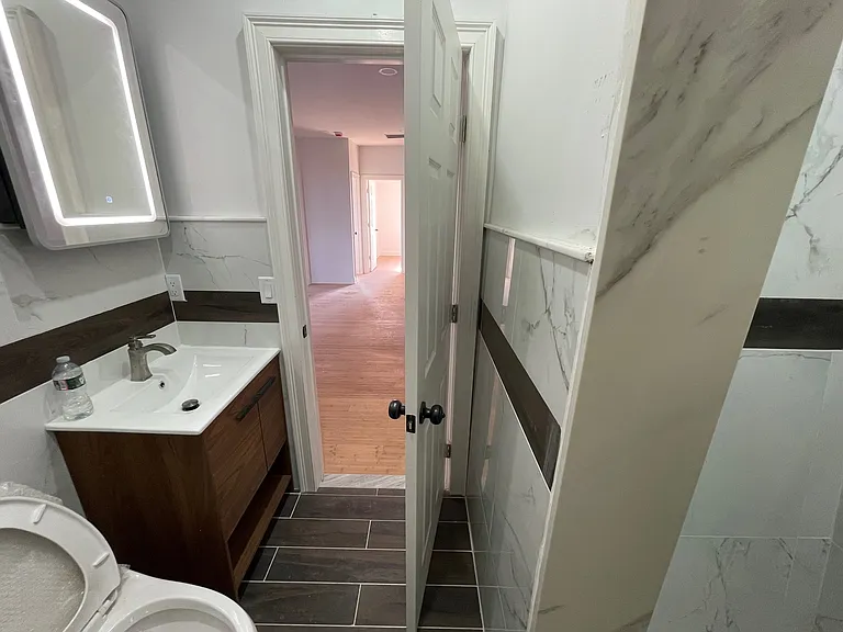 701 Main St #BH — Photo 8