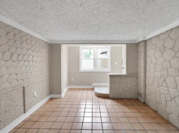 (undisclosed Address)