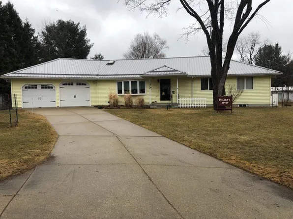 10479 Fishermans Dr, Lake, MI 48632