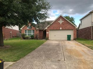 3911 W Lindbergh Ct, Baytown, TX 77521