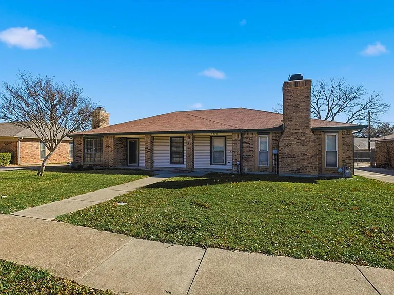 5722 Westchase Dr — Photo 3
