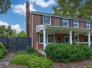 981 Pleasure Rd, Lancaster, PA 17601