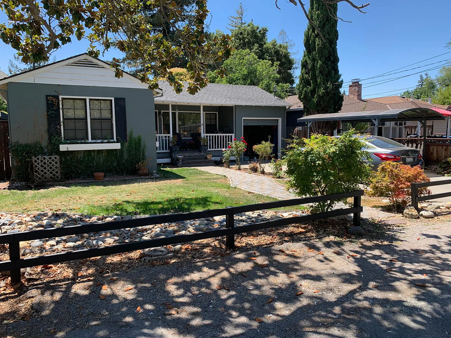450 Rutherford Ave photo 1