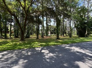 6487 Rolling Run Rd, Southport, NC 28461