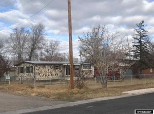 229 E Willow St, Lyman, WY 82937