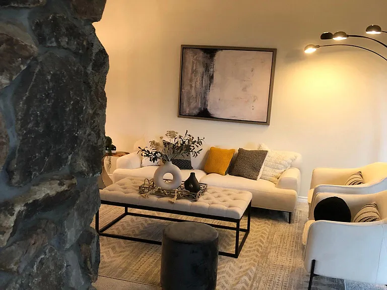 W Mercer Way — Photo 18