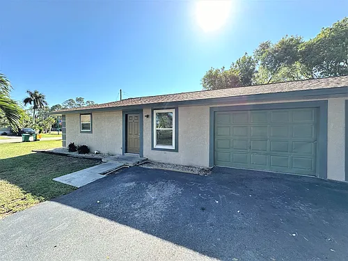 Avalon Apartments Photo 1