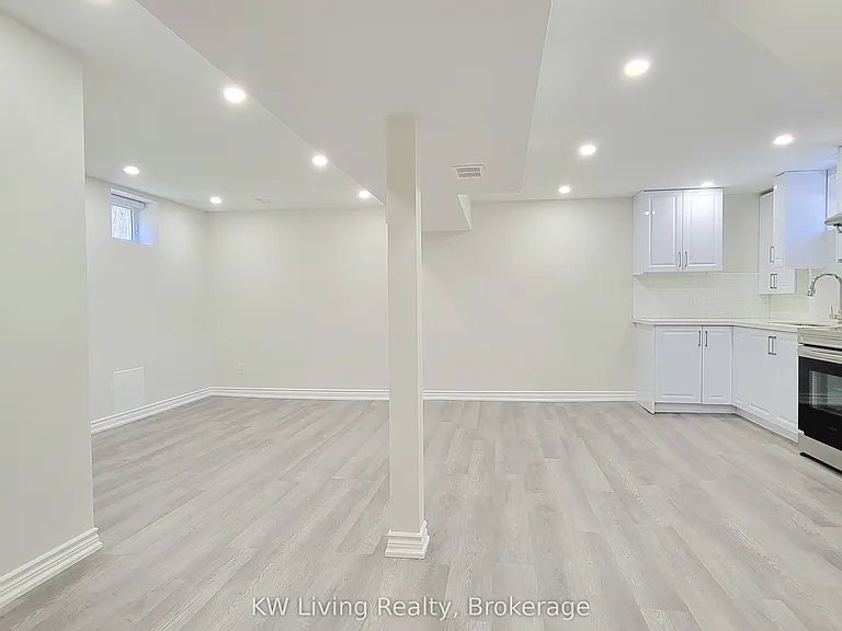 6 Gardens Cres #BASEMENT — Photo 6