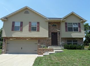 116 Mark Steven Ct, Troy, IL 62294