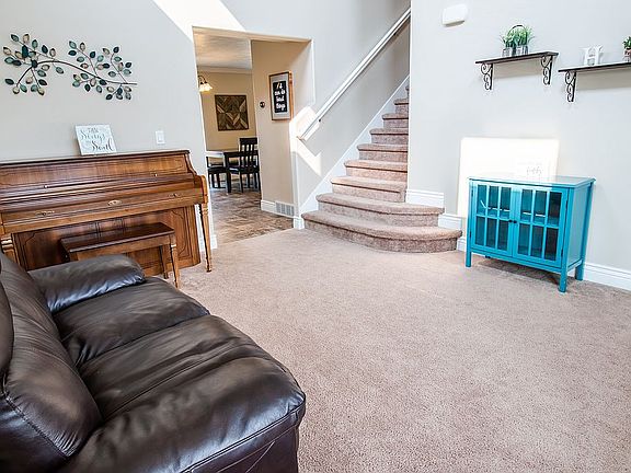 5th image of 3273 Cedar Grove Ln