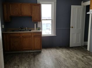 1611 4th Ave #1, Rockford, IL 61104