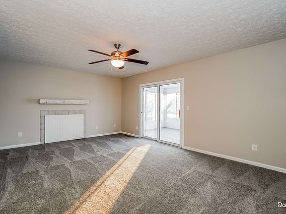 4th image of 1303 Village Dr