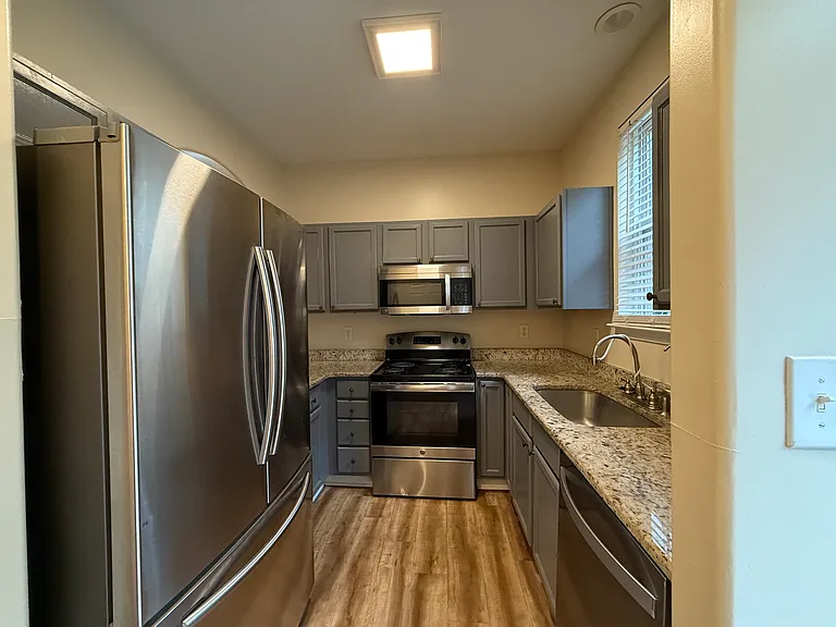 7552 Silver Arrow Dr — Photo 11