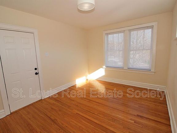 5th image of 2241 California Ave #1N