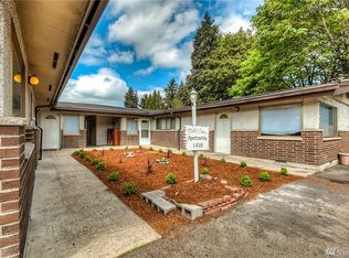1419 Maple Ln, Kent, WA 98030