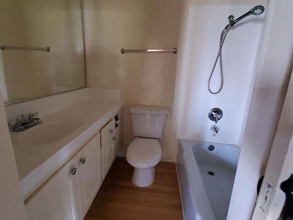 5th image of 505 S La Fayette Park Pl APT 504