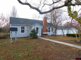 809 Violet Ct, Bull Shoals, AR 72619