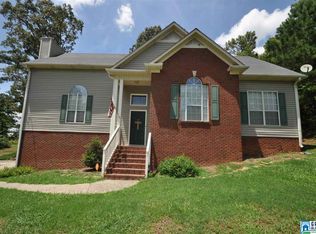 211 Azzilee Cir, Locust Fork, AL 35097