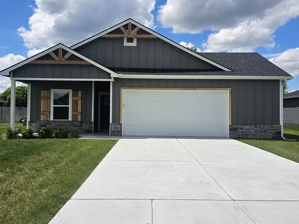 321 S Gatewood St, Valley Center, KS 67147