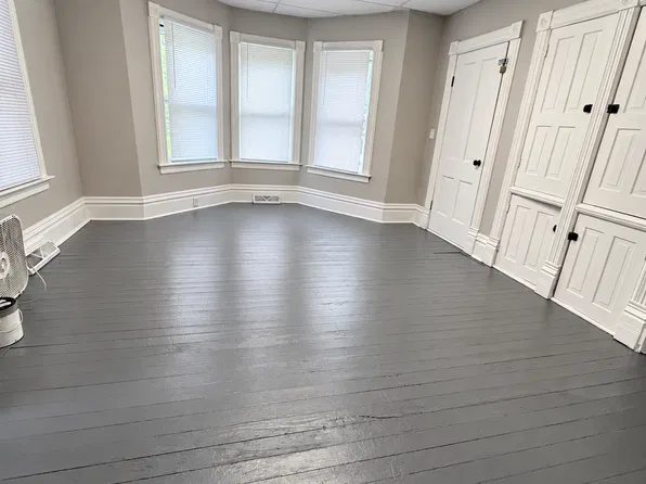 517 Mabel St, Kalamazoo, MI 49007