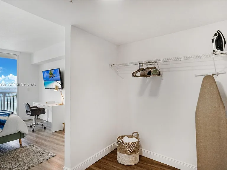 1750 N Bayshore Dr #5203 — Photo 12