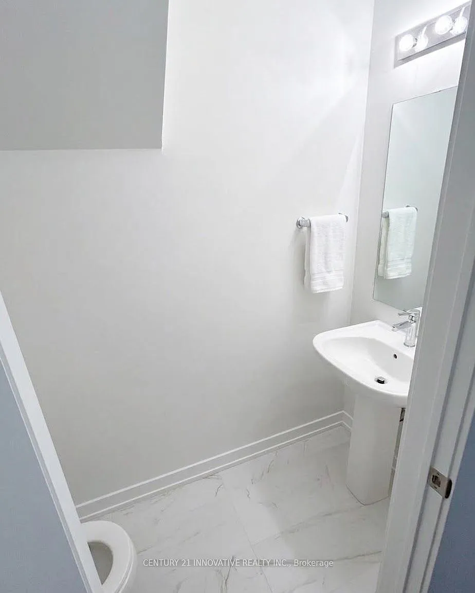 2 bed, $2,850 — Photo 4