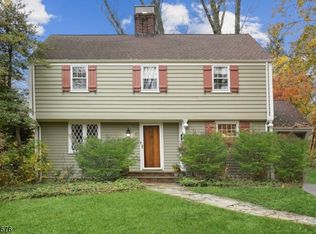 9 Park Cir, Short Hills, NJ 07078