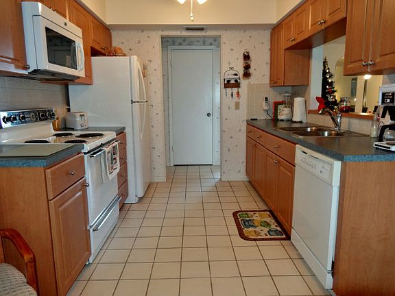 4th image of 3 Buck Cir