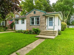 795 E Robinson St, North Tonawanda, NY 14120