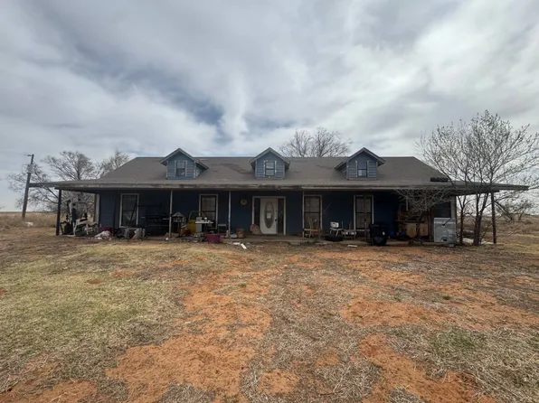 1437 S Roosevelt Rd S #4B, Portales, NM 88130