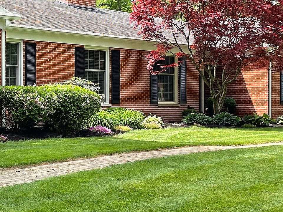 1st image of 6592 Woodbriar Ln