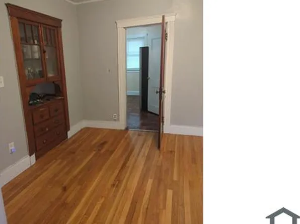 36 Melbourne St APT 3, Dorchester Center, MA 02124